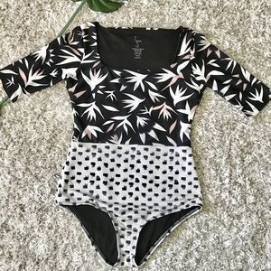 Seea Zuma Ebon One-Piece Surf Suit (M)